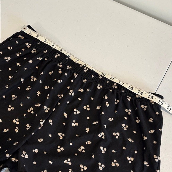 ROSE + VINE super soft pj set floral sleep set boxers & cami top black size L/XL - Picture 16 of 17